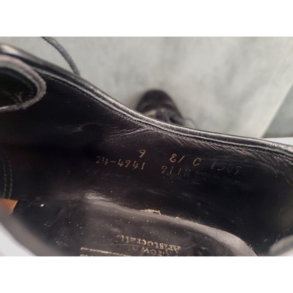 Johnston & Murphy Crown Aristocraft Black Wingtip Oxford Shoes US 9 E/C (WIDE) - Picture 8 of 11